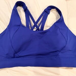 Lululemon Free to Be Elevated Sports Bra